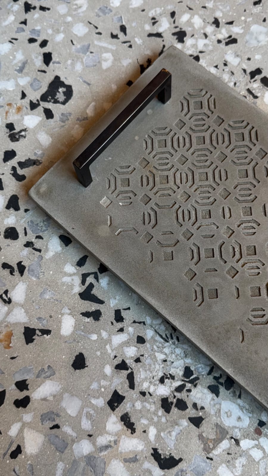 ASMNT X HIDS Concrete Trays