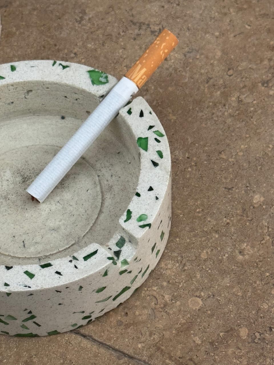 Round Ashtray