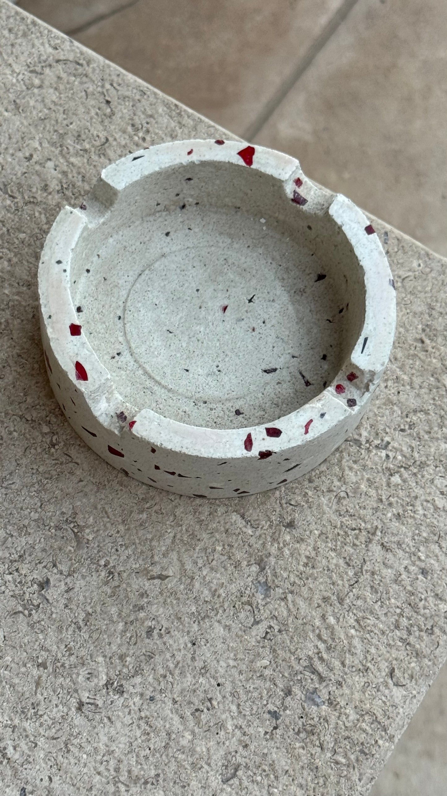 Round Ashtray