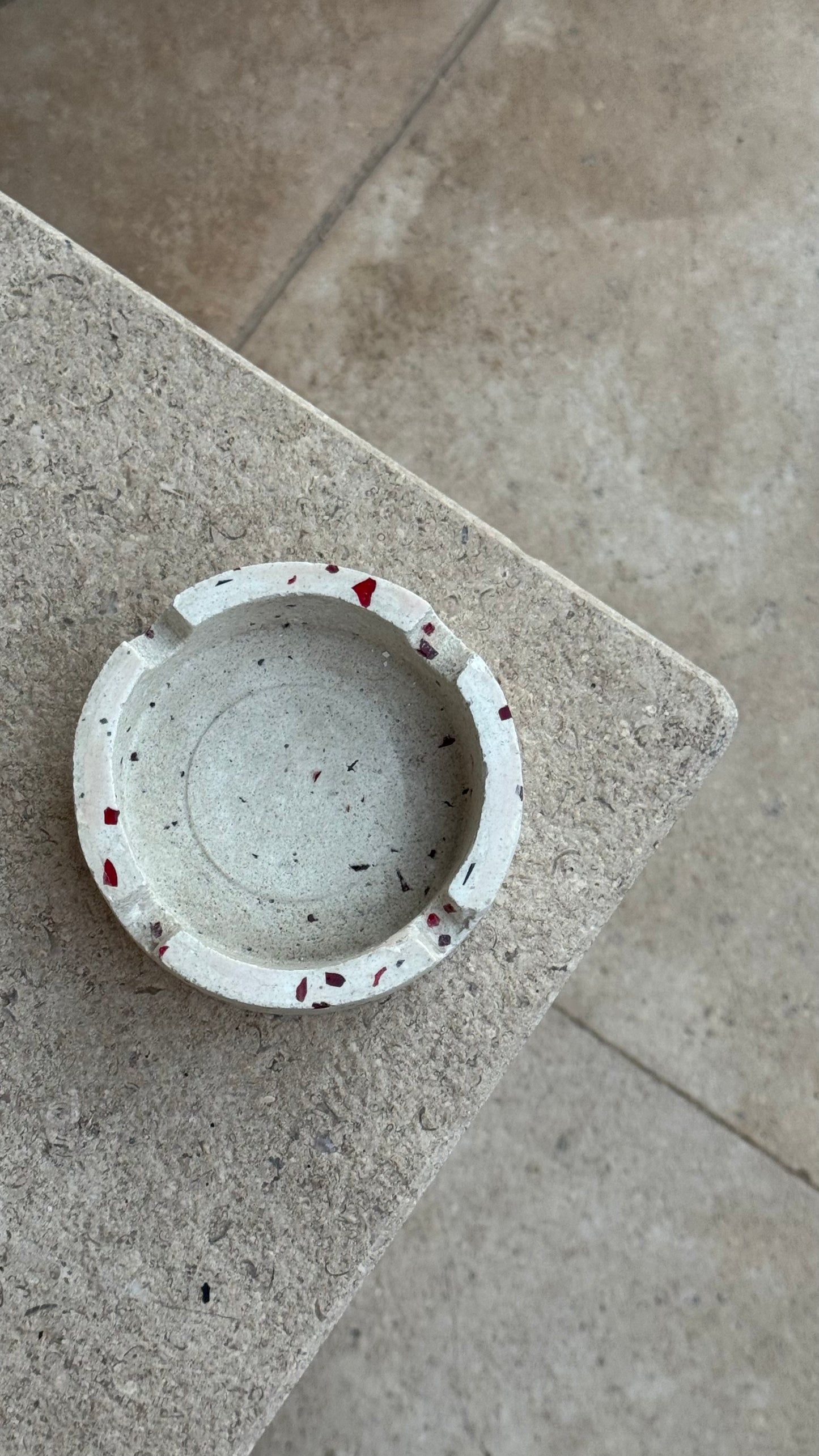 Round Ashtray